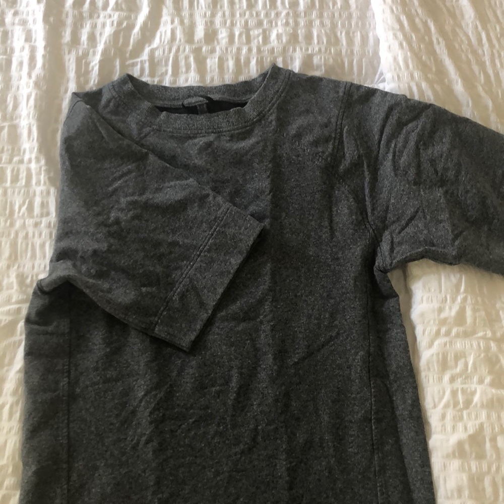 Lululemon short sleeve sweatshirt